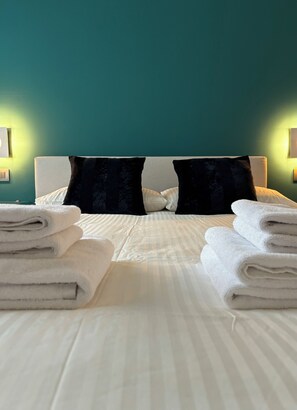 Iron/ironing board, WiFi, bed sheets - The house of Albert-luxury living (Milano)