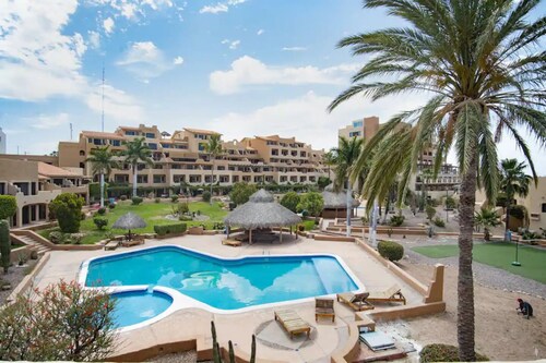 Marina Villa 3 Suites Balcony Hot Tub best location