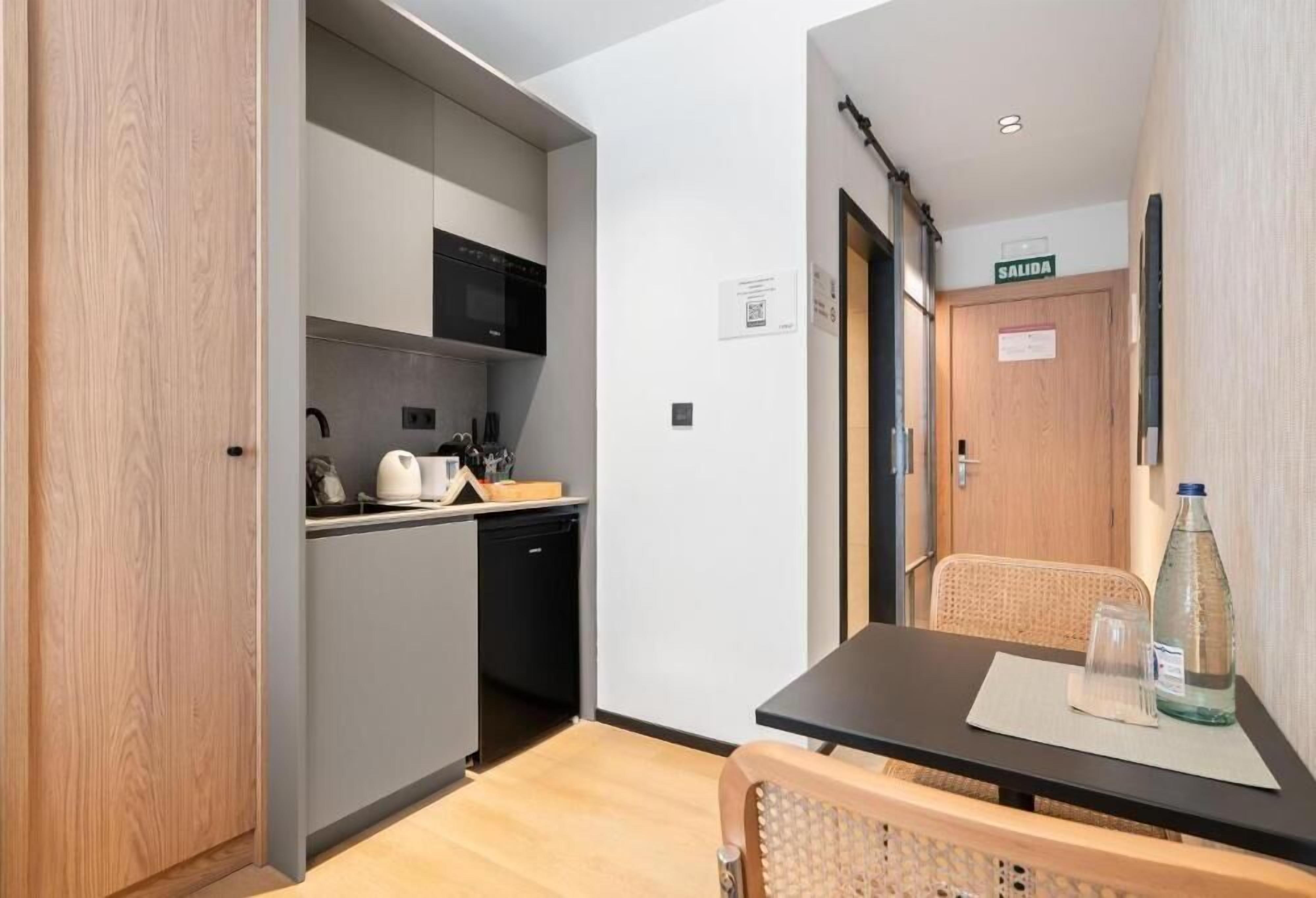 Standard Double Room, Ground Floor | Dining