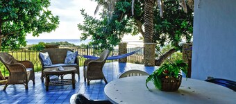 Monterotondo Holiday Home for 6 - with Pool, Nature and Close to the Beach