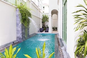 Villa Luxury, 4 camere da letto, piscina privata, vista montagna | Insonorizzazione, ferro/asse da stiro, Wi-Fi gratuito, lenzuola