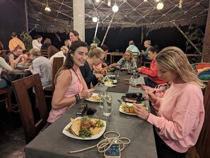 Dining - ella dream mount (Ella)