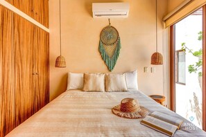 3 bedrooms, desk, iron/ironing board, WiFi