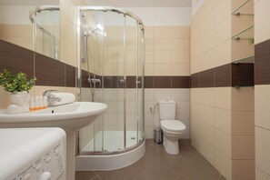 Hårtørrer, håndklæder