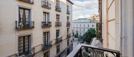 Superior Double Room, Balcony, Courtyard View | Balcony