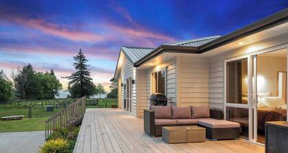 Hamurana Hotspot - Walk to the Lake & Golf Course