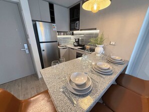 Fridge, microwave, oven, stovetop - HOM I Parking | WiFi | AA | GYM | Movistar Arena (Santiago)
