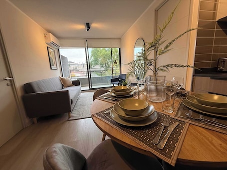 Interior. HOM I Parking | WiFi | Gym | AA | Acceso seguro