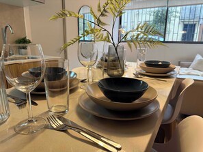 Dining - HOM I 2D2B, Calefactor Estacionamiento Lavandería (Santiago)