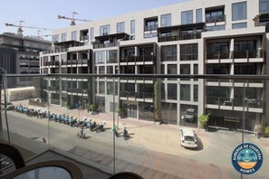 Property grounds - Modern Studio Fully Furnished, Oxford Residence (Dubai)