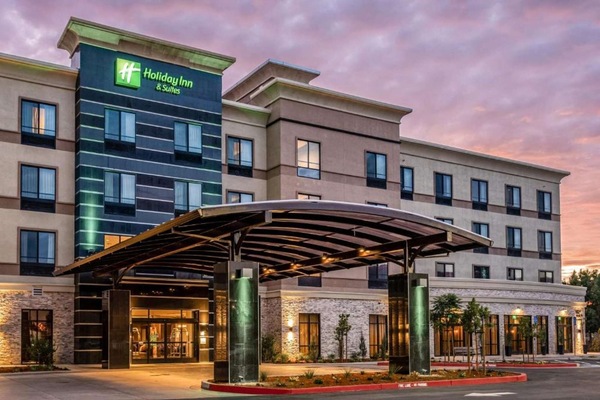Holiday Inn & Suites Silicon Valley Milpitas - Exterior