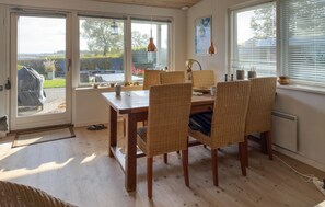 Dining - Awesome home in Malling with WiFi (Malling)