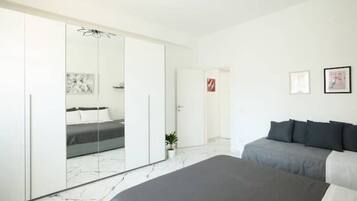 1 camera, ferro/asse da stiro, Wi-Fi, lenzuola