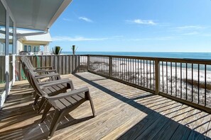 Property grounds - Lost Palms. Great 2 bedroom 2 bath home that sits directly on the Gulf front. (Gulf Shores)