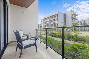 1 bedroom, Internet - NOK Modern Apartment The Towers at Vistacana Punta Cana (Punta Cana)