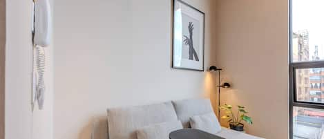 公寓 | 1 間臥室、網路服務