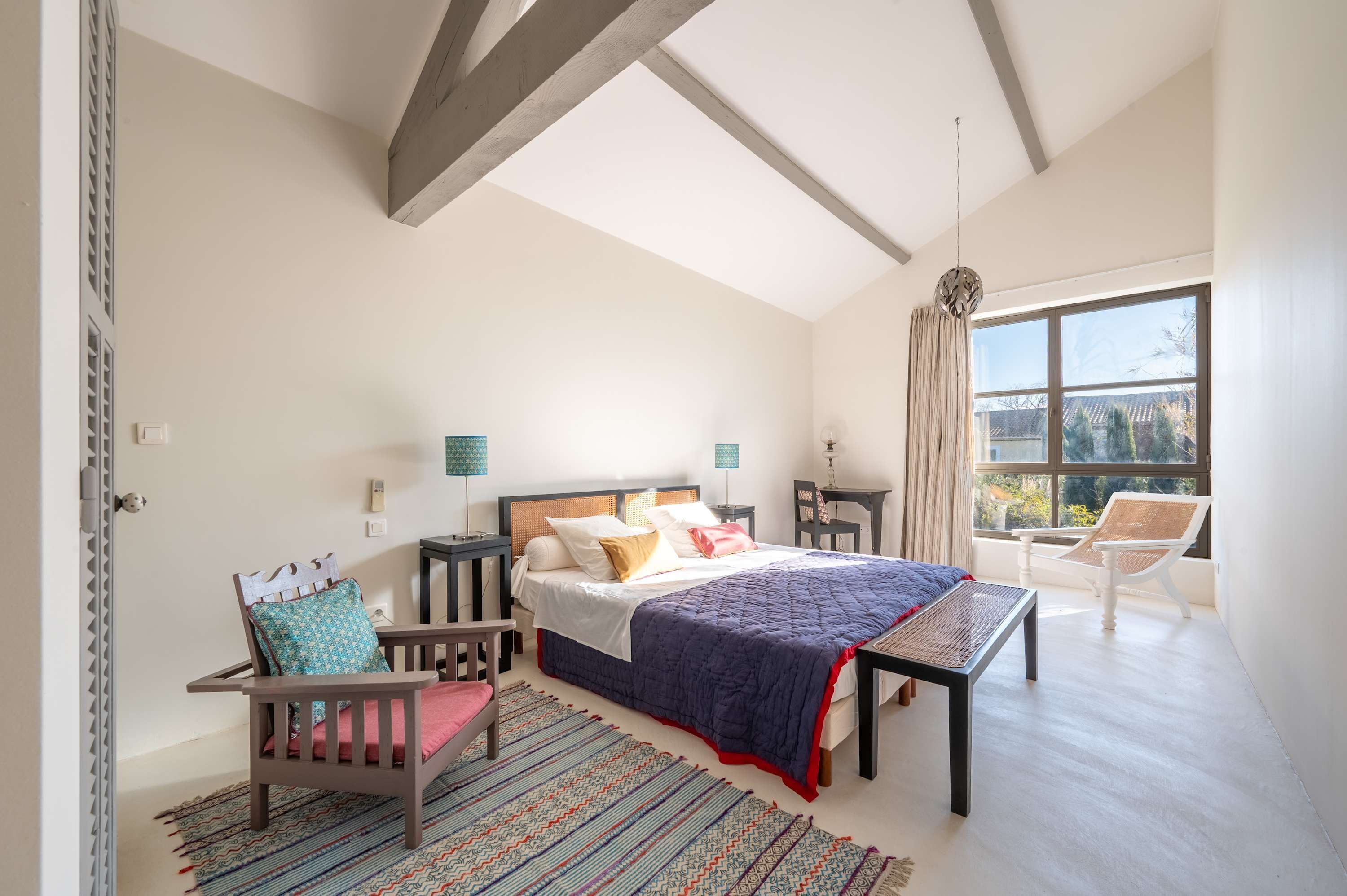 House | 5 bilik tidur, Internet 