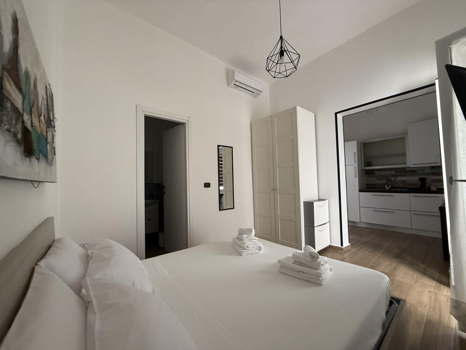 Strykejern/-brett, wi-fi og sengetøy