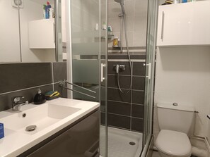 Bathroom - Duplex in Argelès-sur-Mer with parking (Argelès-sur-Mer)