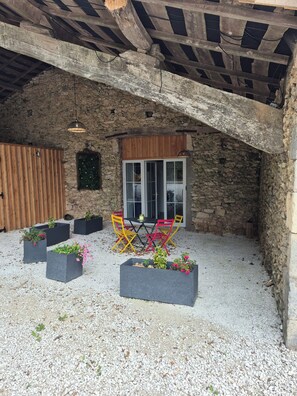 Terrace/patio - Gîte 15 people in Lot-et-Garonne (Anthé)