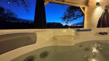 Idromassaggio all'aperto