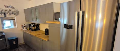 Microwave, oven, dishwasher
