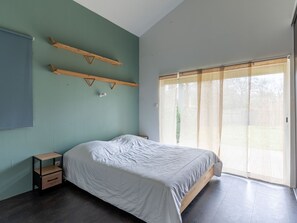 5 bedrooms, free WiFi - Modern villa in Biscarrosse - 5 bedrooms, heated pool, near lake, cycling path (Biscarrosse)
