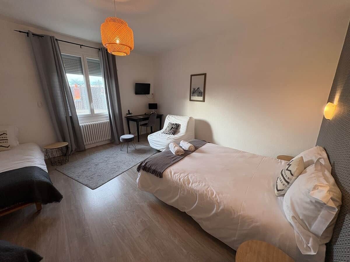 Fer et planche à repasser, Wi-Fi, draps fournis