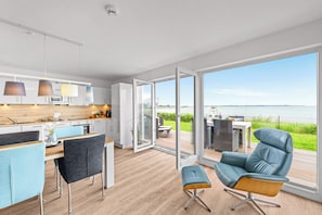 Interior - WeitBlick - Sea view, 2 terraces, private parking space, infrared cabin (Olpenitz)