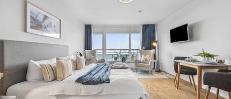 1 bedroom, iron/ironing board, free WiFi, bed sheets