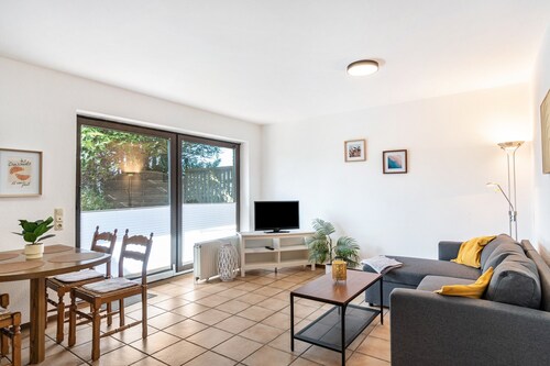 Appartement de vacances 2 avec terrasse privée, jardin commun et Wi-Fi