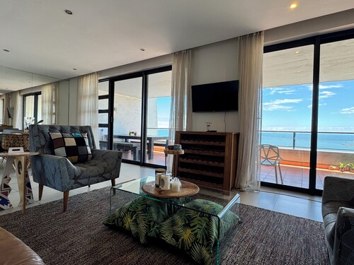 Accommodation Front - Marvellous 6 Sleeper Across Ushaka Marine World