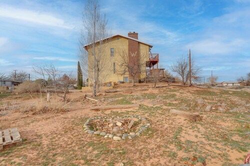 Adventure Base 2 Near Lake Powell