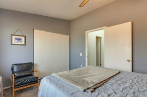 Interior - Adventure Base 2 Near Lake Powell (Kanab)