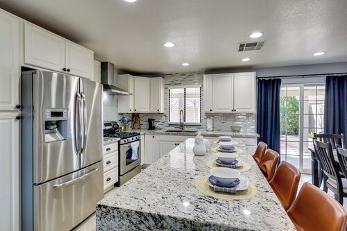 Private Pool, Patio! Modern North Las Vegas Escape
