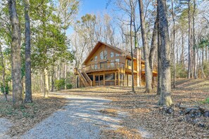 Interior - Boat & Relax! Wooded Northport Home on 60 Acres (Northport)