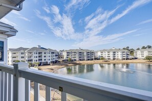 Apartment (2 Bedrooms) | Interior - 2 Mi to Sea! Myrtle Beach Golf Getaway w/ 4 Pools (Myrtle Beach)