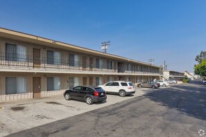 Exterior - Akua Inn & Suites - Anaheim - Fullerton (Anaheim)