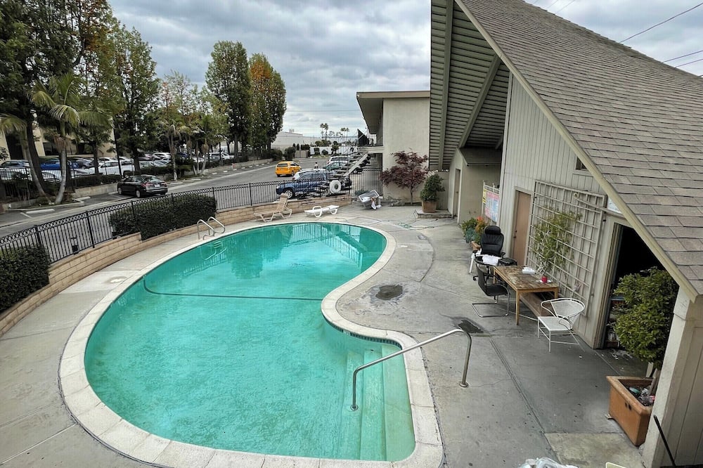 Akua Inn & Suites - Anaheim - Fullerton