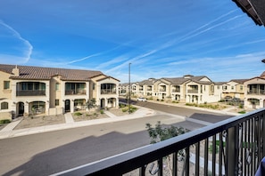 Apartment (2 Bedrooms) | Interior - Snowbird Escape w/ Pool, 7 Mi to Dtwn Gilbert! (Gilbert)