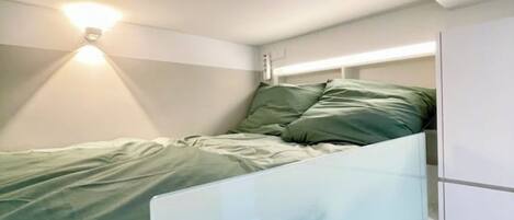 1 chambre, fer et planche Ă repasser, Wi-Fi gratuit, draps fournis