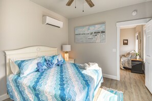 Interior - Outer Banks Couples Escape Near Beach & Gardens! (Wanchese)