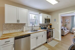 Rumah (2 Bedrooms) | Interior