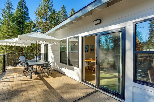 Golf & Hike! Home in Lake Almanor West Community