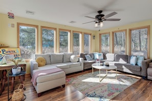 House (3 Bedrooms) | Interior - Potomac River Haven w/ Private Beach, Pets Welcome (Hague)