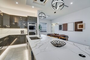 House (3 Bedrooms) | Bahagian dalam