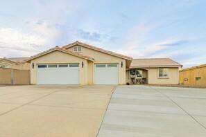 House (3 Bedrooms) | Interior - Desert Breeze Retreat Near All of Lake Havasu! (Lake Havasu City)