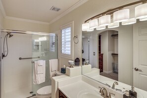 Interior - Desert Breeze Retreat Near All of Lake Havasu! (Lake Havasu City)
