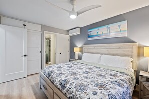 1 bedroom, iron/ironing board, free WiFi, bed sheets - Kamaole Sands #10-313 Ocean View, Large Lanai, Close to Beach (Kihei)
