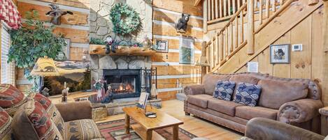 Cabin, 2 Bedrooms | Living area | Smart TV